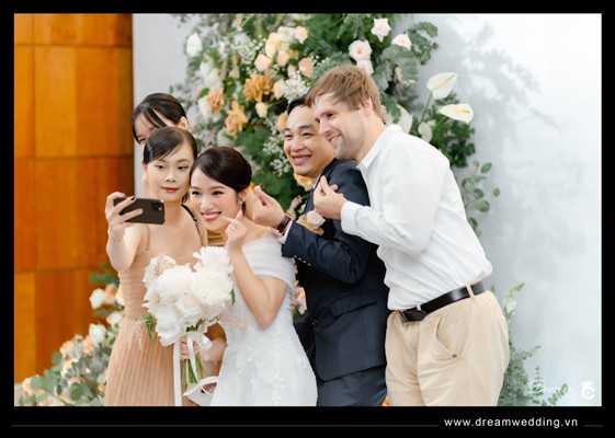 Trang trí tiệc cưới tại Lotte Legend Saigon - 10.jpg